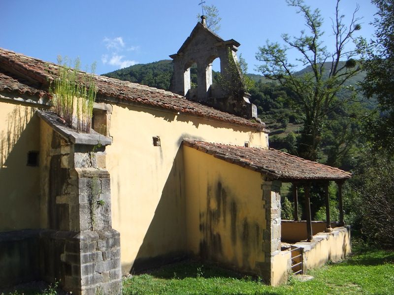 Iglesia de San Pedro de Arrojo, Quiros